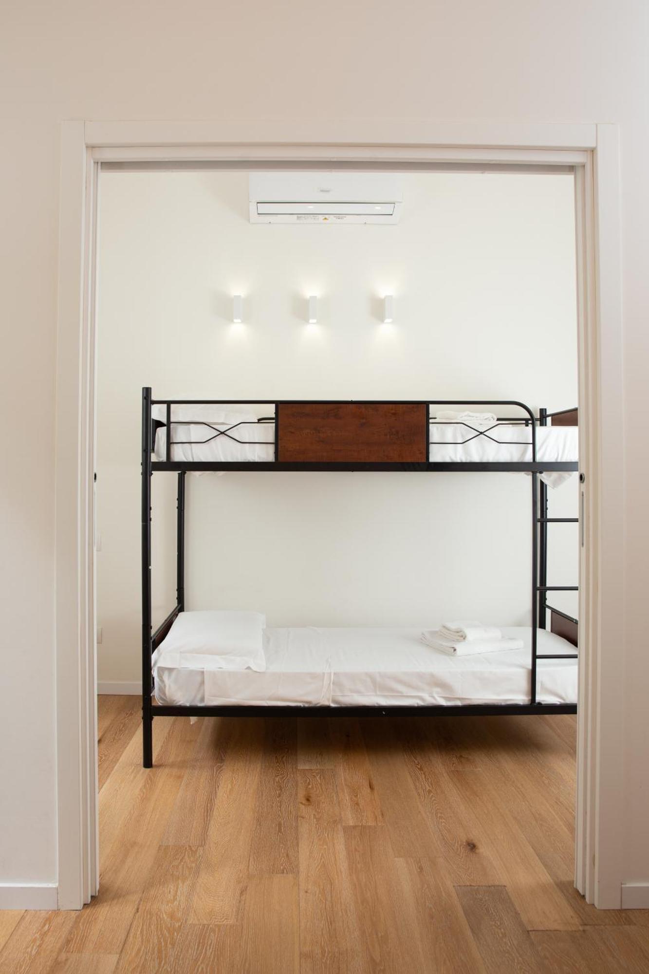 Klimt Central Station - Two Room Apartment Milano Dış mekan fotoğraf