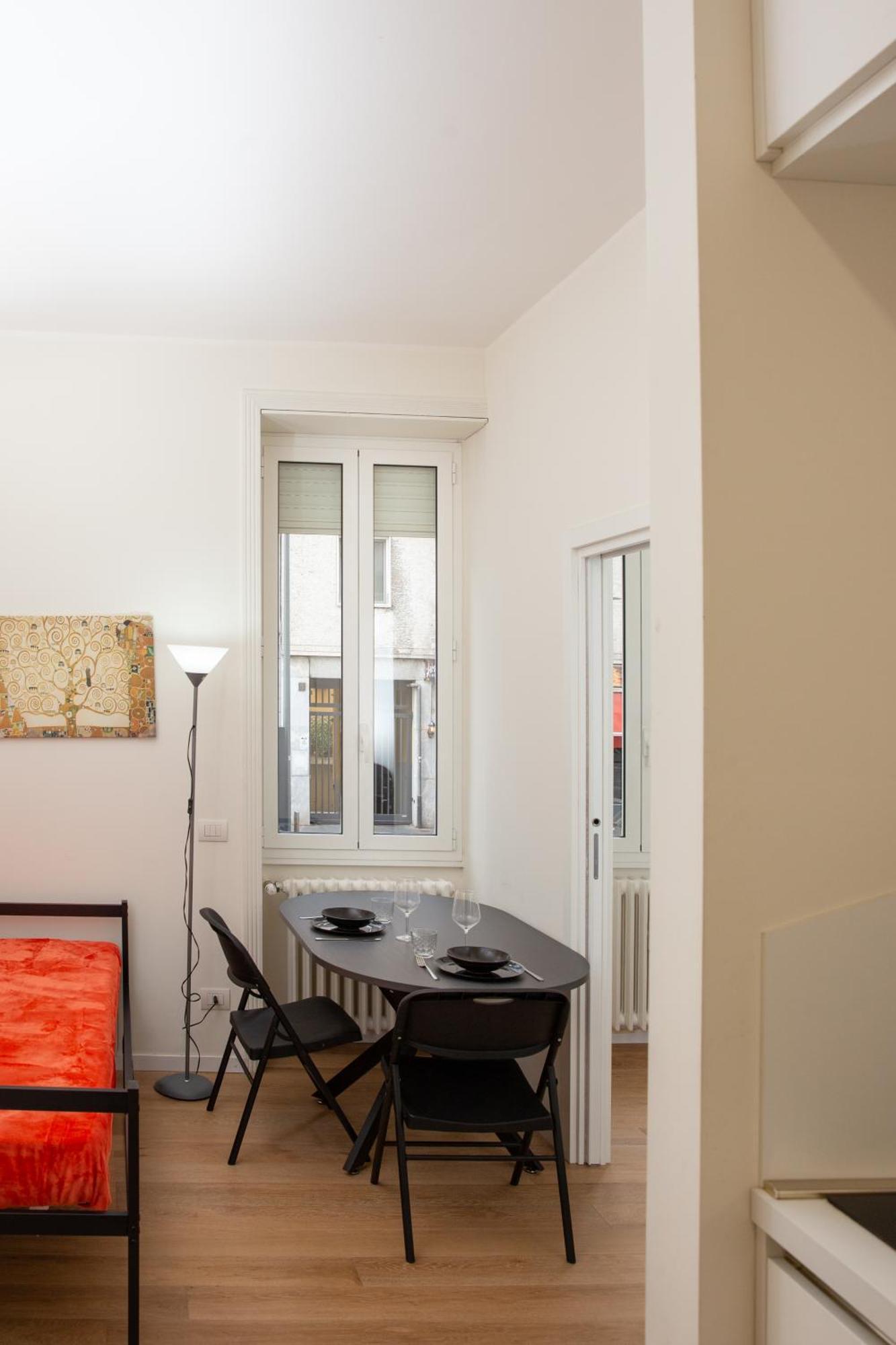 Klimt Central Station - Two Room Apartment Milano Dış mekan fotoğraf